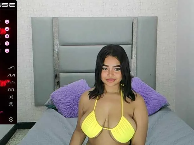 Live sex webcam photo for PaulVal #275820310