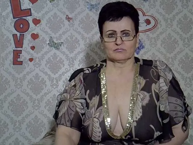 Live sex webcam photo for PaulaGolden #290997331