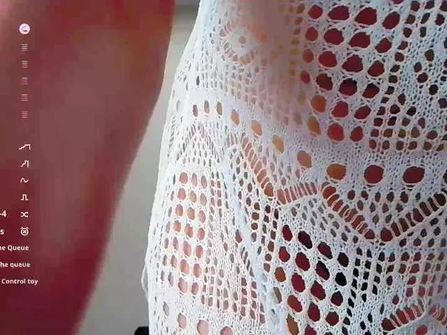 Live sex webcam photo for PaulaKiss #291140867