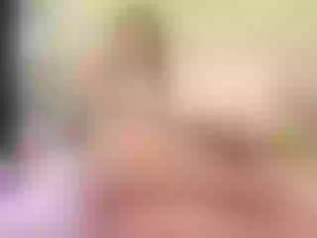 Live sex webcam photo for PaulinRoss #272624406
