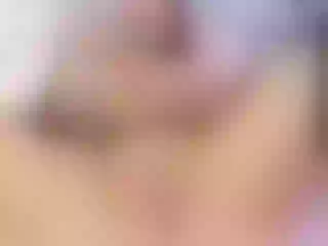 Live sex webcam photo for PaulinRoss #273085192