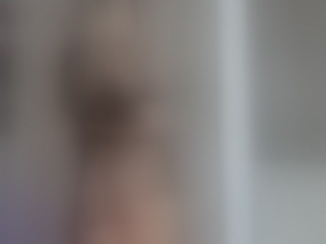 Live sex webcam photo for PaulinRoss #276047513