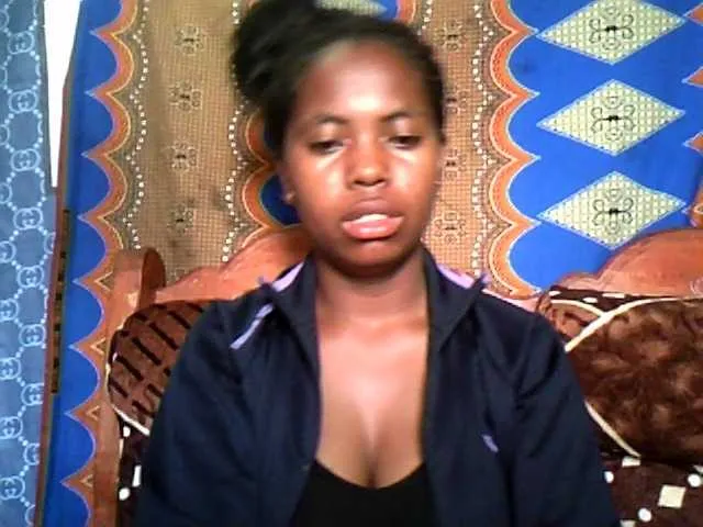 Live sex webcam photo for Paulina-1 #277783094