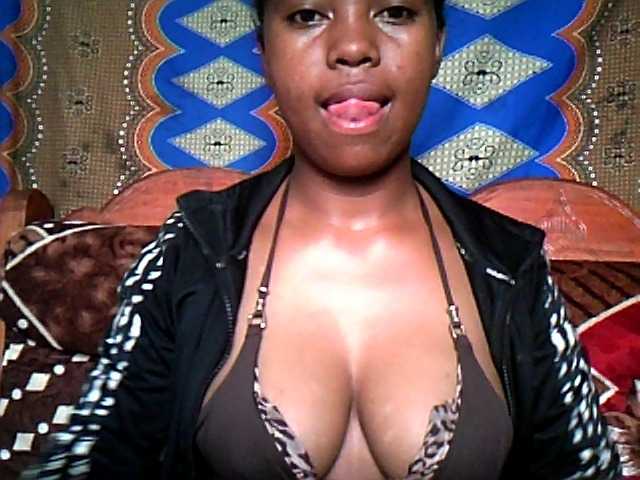 Live sex webcam photo for Paulina-1 #277822305