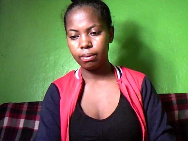 Live sex webcam photo for Paulina-1 #277937935