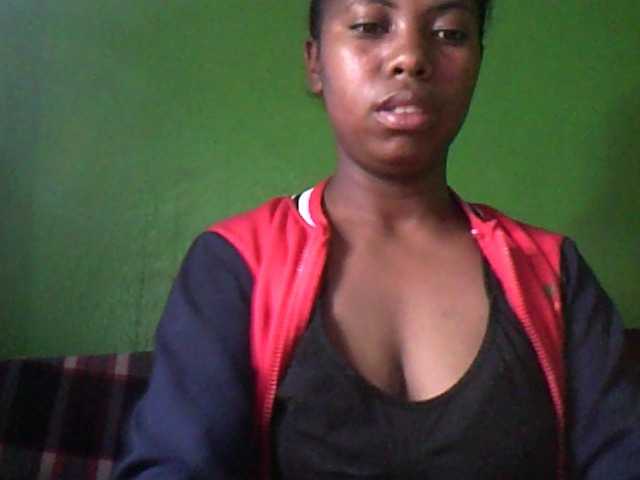 Live sex webcam photo for Paulina-1 #277939661