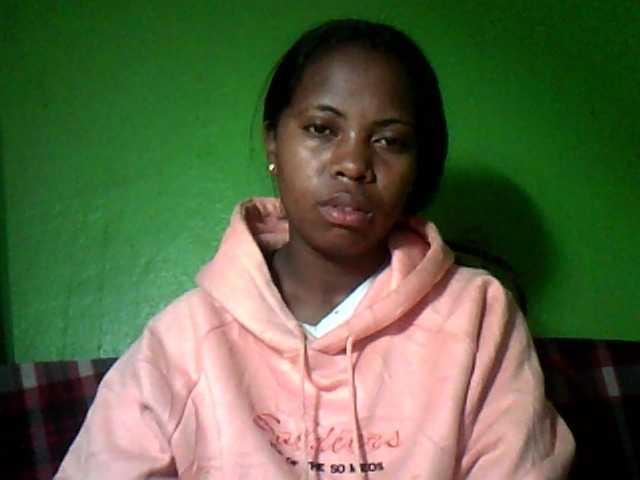 Live sex webcam photo for Paulina-1 #277978374