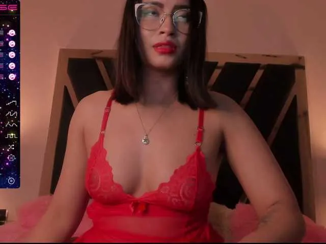 Live sex webcam photo for PaulinaBelush #275113677