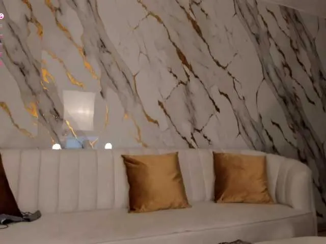 Live sex webcam photo for PaulinaSantos1 #290611707