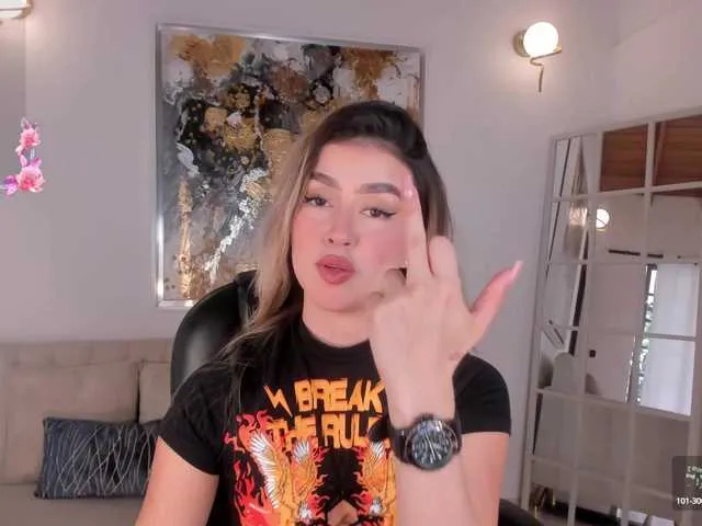 Live sex webcam photo for PaulinaSantos1 #290836095
