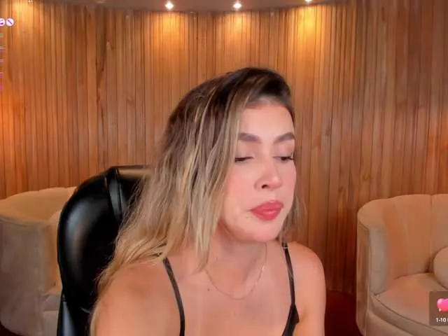 Live sex webcam photo for PaulinaSantos1 #290865899