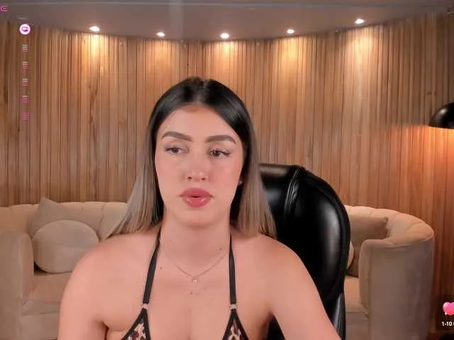 Live sex webcam photo for PaulinaSantos1 #291502814
