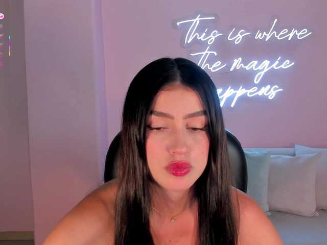 Live sex webcam photo for PaulinaSantos1 #291937445