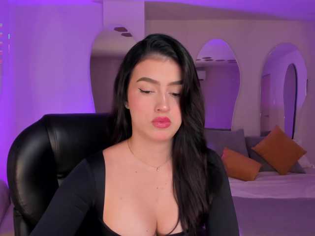 Live sex webcam photo for PaulinaSantos1 #292197115