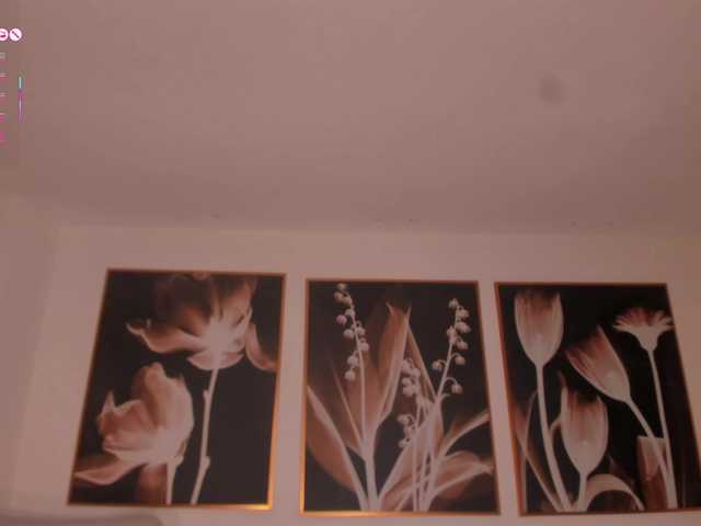 Live sex webcam photo for PaulinaSantos1 #292391910