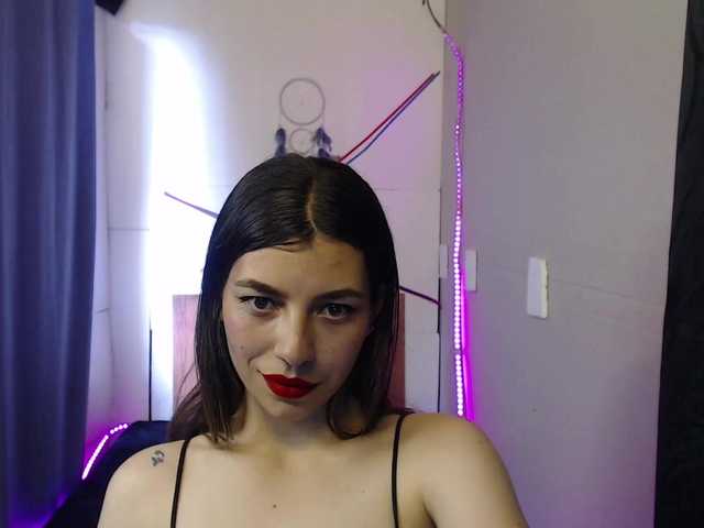 Live sex webcam photo for PaulinaWlliams #276795846