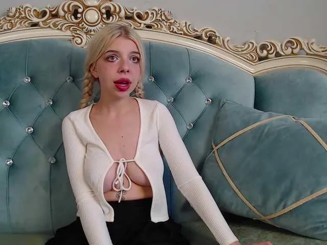 Live sex webcam photo for Pauline-Wells #273424327