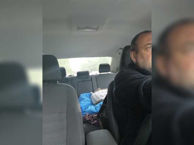 Live sex webcam photo for Pavarotis #275558755