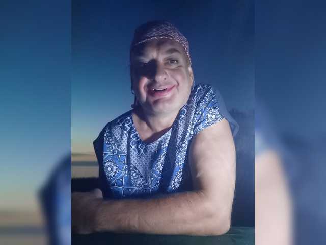 Live sex webcam photo for Pavarotis #275651169