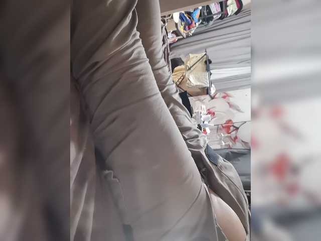 Live sex webcam photo for Pavarotis #276972247