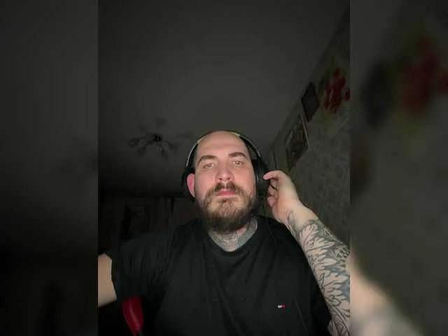 Live sex webcam photo for Pavl0dar #290890571