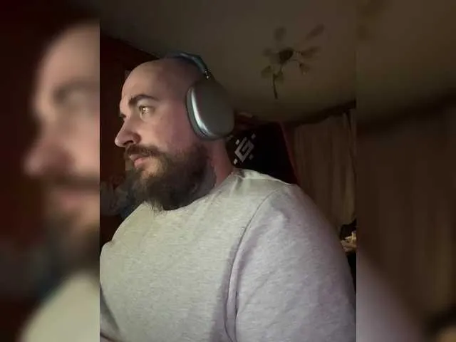 Live sex webcam photo for Pavl0dar #292296673