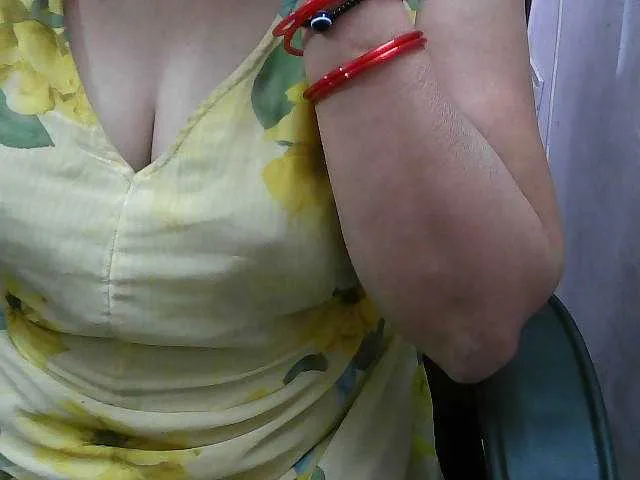 Live sex webcam photo for Payalx #275566127