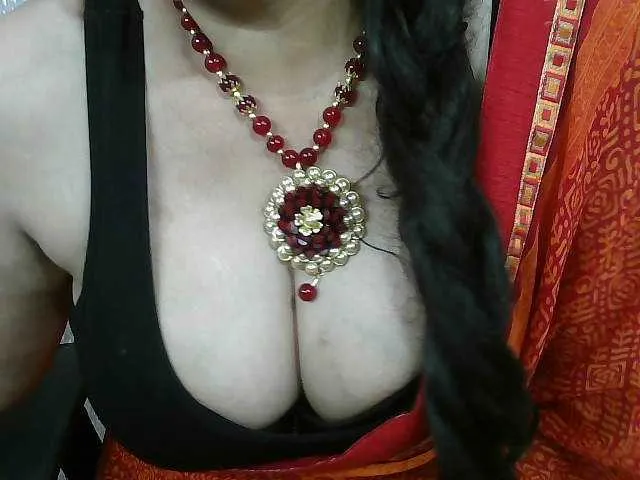 Live sex webcam photo for Payalx #276098921