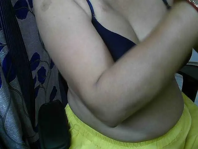 Live sex webcam photo for Payalx #276144700