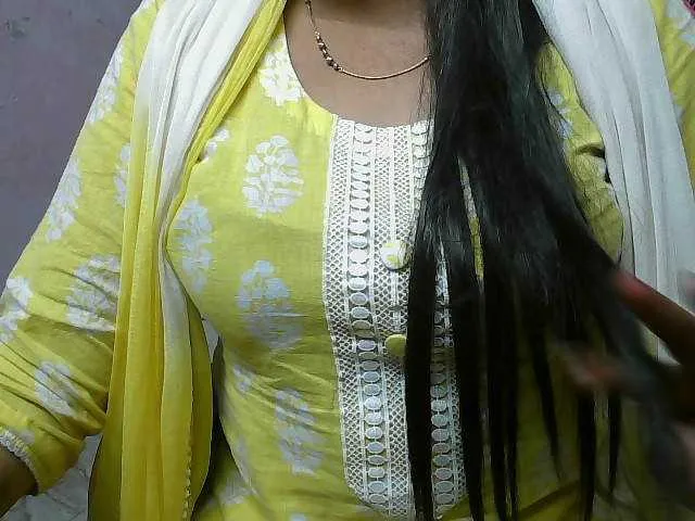 Live sex webcam photo for Payalx #276542418