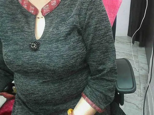 Live sex webcam photo for Payalx #277255340