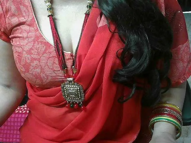 Live sex webcam photo for Payalx #277296314