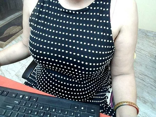 Live sex webcam photo for Payalx #278054141