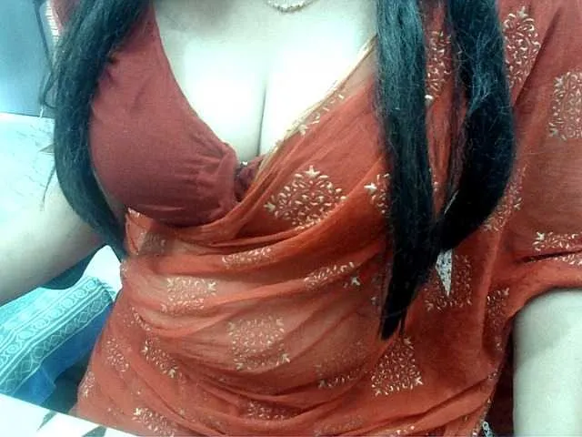 Live sex webcam photo for Payalx #289578689