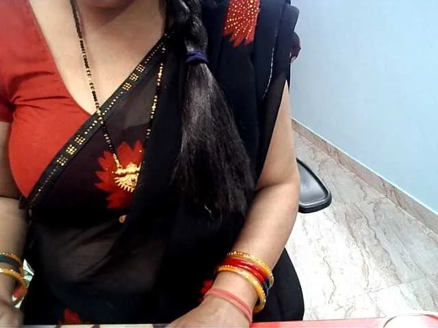 Live sex webcam photo for Payalx #290963312