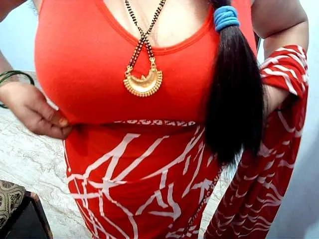 Live sex webcam photo for Payalx #291946025