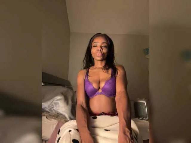 Live sex webcam photo for Peachyz #292421492