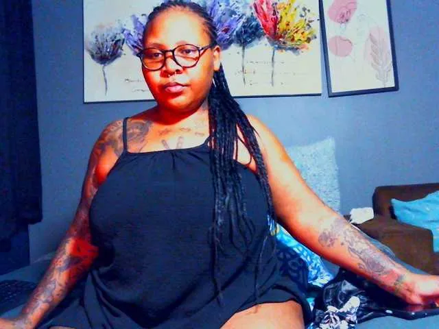 Live sex webcam photo for PearBlu38 #290734890