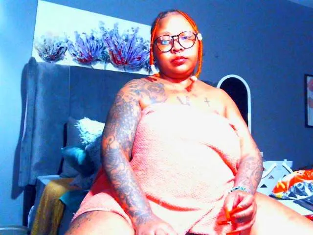 Live sex webcam photo for PearBlu38 #291095855