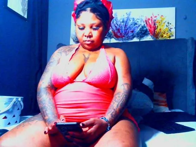 Live sex webcam photo for PearBlu38 #291333137