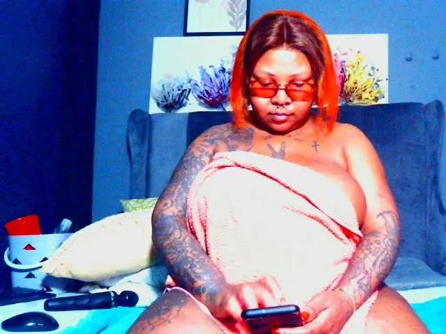 Live sex webcam photo for PearBlu38 #291577958