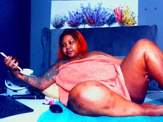Live sex webcam photo for PearBlu38 #291584029