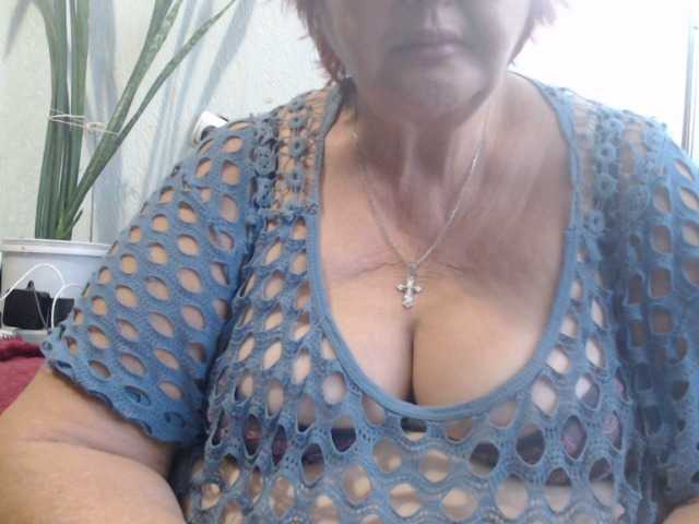 Live sex webcam photo for PeggySoft #291879019