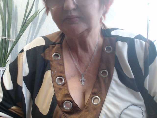 Live sex webcam photo for PeggySoft #292067402