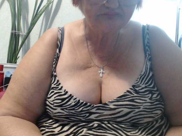 Live sex webcam photo for PeggySoft #292089625