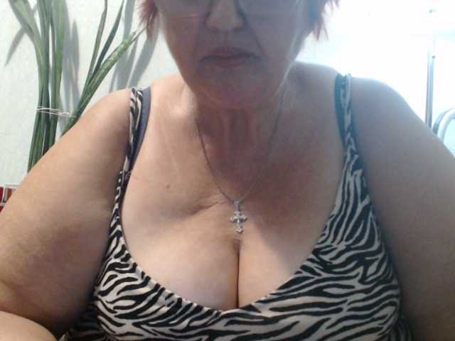 Live sex webcam photo for PeggySoft #292097523