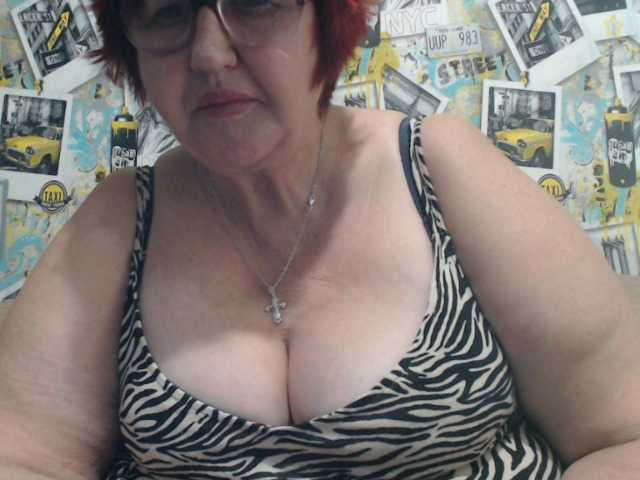 Live sex webcam photo for PeggySoft #292358902