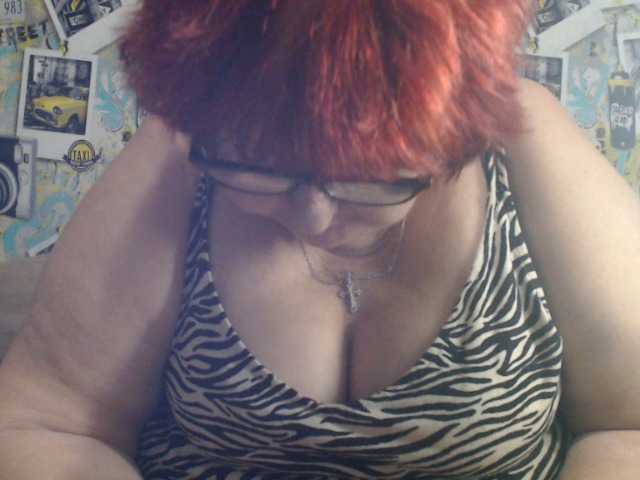 Live sex webcam photo for PeggySoft #292376571