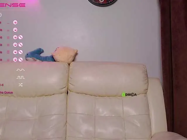 Live sex webcam photo for Pekkaboo #274616266
