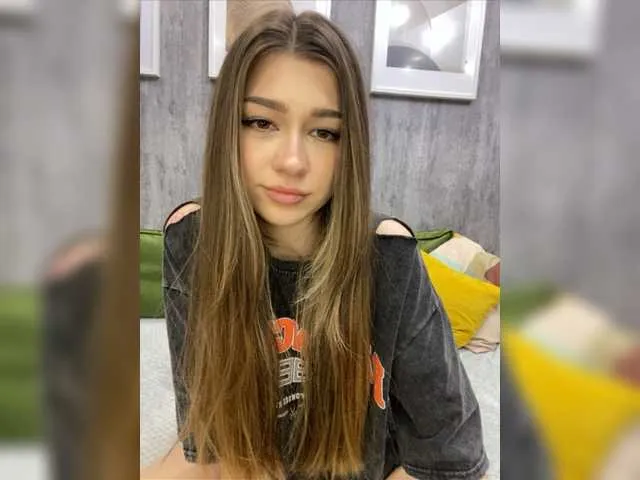 Live sex webcam photo for Pekkaboo #275659947